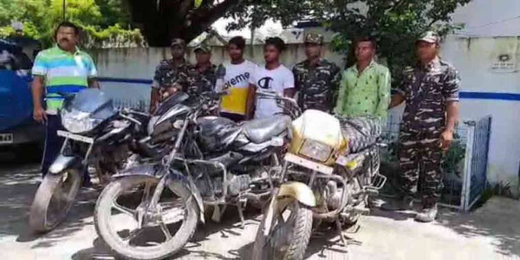 Malda Police busts inter-state bike smuggling gang arrests 3 from Manikchak Malda: আন্তঃরাজ্য বাইক পাচারকারী চক্রের পর্দাফাঁস মানিকচক থানার পুলিশের, গ্রেফতার ৩
