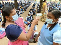 வேலூர் : இன்று முதல் பள்ளி, கல்லூரி திறப்பு : மாணவர்கள் உற்சாகம் !