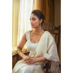 Yami Gautam Photo: తెల్ల చీరలో మల్లెపువ్వులా మెరిసిపోతున్న యామీ