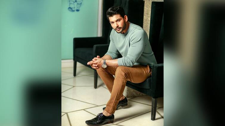 Sidharth Shukla Death Bigg Boss 13 winner Sidharth Shukla dies of heart attack Sidharth Shukla Death: অভিনেতা সিদ্ধার্থ শুক্লার জীবনের গ্রাফ ঠিক কেমন ছিল? চলুন একবার চোখ রাখা যাক সেদিকে