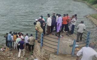 Bhavnagar : કોલેજિયન યુવતી તળાવમાં ડૂબવા લાગતા બચાવવા યુવક પણ કૂદ્યો, પરંતુ....