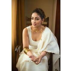 ਫਿਲਮ Bhoot Police ਦੇ ਪ੍ਰੋਮੋਸ਼ਨ 'ਚ ਵਾਈਟ ਸਾੜੀ ਪਾ ਕੇ ਪਹੁੰਚੀ Yami Gautam, Flaunt ਕੀਤੇ ਟ੍ਰੈਡੀਸ਼ਨਲ 'Dejhoor' Earrings