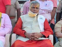 Ayodhya: वीएचपी अध्यक्ष ने किए राम जन्मभूमि के दर्शन, मंदिर निर्माण की तैयारियों का लिया जायजा