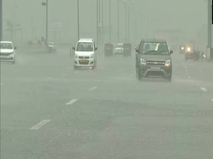 Delhi: Rain will continue tomorrow, Meteorological Department has issued Yellow Alert ANN दिल्ली: शुक्रवार को भी राजधानी में झमाझम बरसेंगे बादल, मौसम विभाग ने जारी किया येलो अलर्ट 