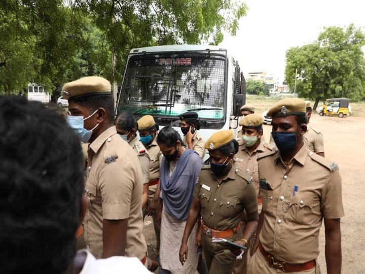 A CCTV investigation is underway into the case of the arrested female inspector தில்லாலங்கடி இன்ஸ்பெக்டர் வசந்தியின் சொத்து விவரம் என்ன? - விசாரணை நடத்த உத்தரவு