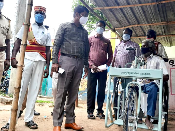 Flexibility incident where a collector gave a tricycle in 10 minutes to a disabled person who had been struggling for 10 years ’10 ஆண்டுகளாக கேட்டும் கிடைக்காத சைக்கிள் 10 நிமிடத்தில் கிடைத்தது’- நெகிழ்ச்சியில் மாற்றுத்திறனாளி