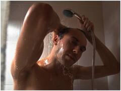 Hair Care For Men: अगर जल्दबाजी में नहीं करते हैं कंडिशनर तो बदलें अपना रूटीन और जानें क्यों जरूरी है लड़कों के लिए कंडिशनर