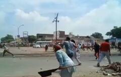 ਮੋਗਾ 'ਚ ਸੁਖਬੀਰ ਬਾਦਲ ਦੀ ਰੈਲੀ ਤੋਂ ਪਹਿਲਾਂ ਹਲਾਤ ਤਨਾਅਪੂਰਨ, ਕਿਸਾਨਾਂ ਅਤੇ ਪੁਲਿਸ ਦਰਮਿਆਨ ਹੋਈ ਪੱਥਰਬਾਜ਼ੀ