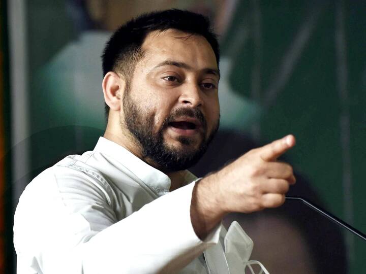 Bihar Politics: NDA पर भड़के तेजस्वी यादव, कहा- महंगाई को डायन बताने वाले इसे महबूबा समझ बैठे