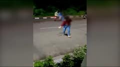 Ambernath: मद्यधुंद तरुणीचा रस्त्यावर गोंधळ,रस्त्यावर येणाऱ्या जाणाऱ्यांना शिवीगाळ; व्हिडीओ व्हायरल