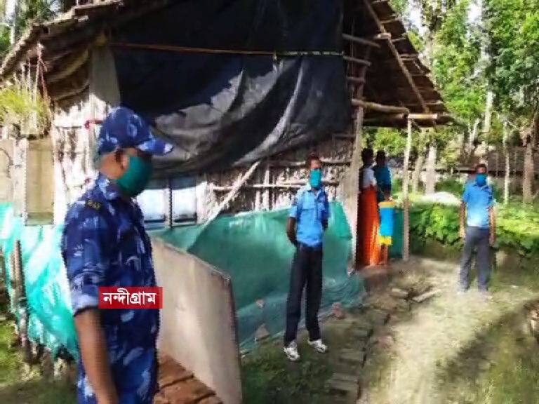 Nandigram: নিরাপত্তা নিয়ে অভিযোগের পরেই নন্দীগ্রামে মৃত বিজেপি কর্মীর বাড়ির সামনে মোতায়েন পুলিশ Nandigram: Cops posted in front of the BJP worker allegedly killed in post poll violence Nandigram: নিরাপত্তা নিয়ে অভিযোগের পরেই নন্দীগ্রামে মৃত বিজেপি কর্মীর বাড়ির সামনে মোতায়েন পুলিশ