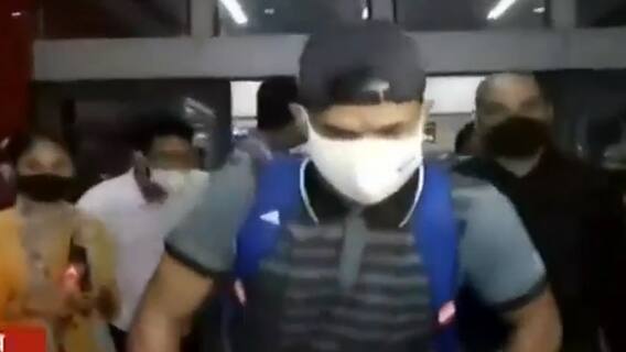 Tokyo Paralympics: দিল্লি বিমানবন্দরে স্বাগত জানানো হল তিন পদকজয়ীকে| Bangla News