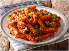 Kitchen Hack: बाजार से मंगाने की जगह इस तरह घर पर ही बनाएं Chilly Potato, जानें बनाने की रेसिपी