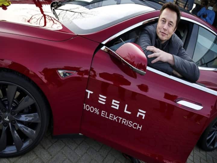 Tesla Electric Car Launch in India gets delay due to highest import duty Tesla Launch Problem: டெஸ்லா இந்திய சாலைகளுக்கு ஏற்றதுதான்.. ஆனாலும் சிக்கல்.. என்னதான் பிரச்னை!?