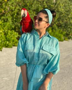 In Pics : पोपटासोबत खेळतानाचे Sunny Leoneचे फोटो व्हायरल, सनी म्हणाली...