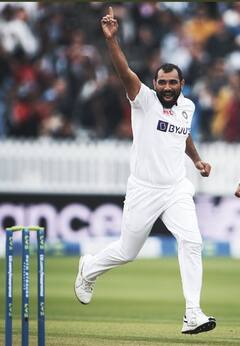 Mohammed Shami Birthday: রিভার্স স্যুইং দেখে চমকে গিয়েছিলেন আক্রমও, জন্মদিনে শামি-কাহিনি