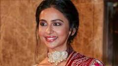 Drugs Case: মাদক মামলায় ইডি-র দফতরে হাজিরা দিলেন অভিনেত্রী রকুলপ্রীত সিংহ | Bangla News