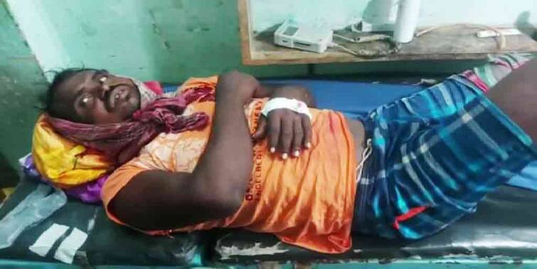 Sundarban South 24 Paraganas Fishermen saves life of a fisherman from tiger attack South 24 Paraganas: সুন্দরবনে মৎস্যজীবীকে বাঘের মুখ থেকে বাঁচিয়ে আনলেন সঙ্গীরা