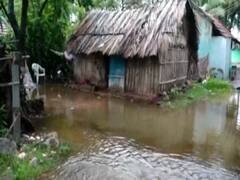 கிருஷ்ணகிரியில் கொட்டி தீர்த்த கனமழை: குடியிருப்புகளில் வெள்ளம்!