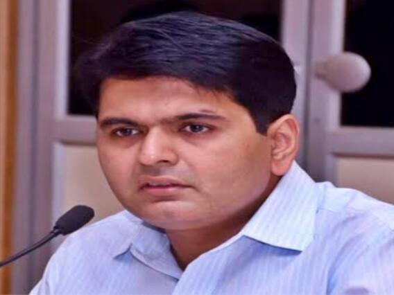 Kartikeya Mishra Controversy: తహసీల్దార్లపై ప.గో. జిల్లా కలెక్టర్ అనుచిత వ్యాఖ్యలు... ఆడియో వైరల్!