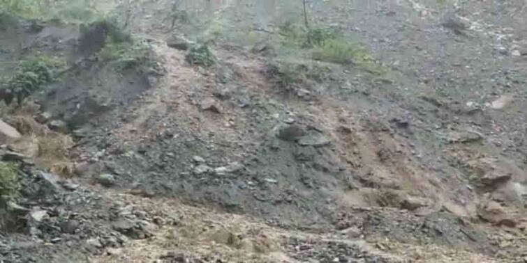 Kalimpong 29 mile landslide from Bengal to Sikkim bound Kalimpong: টানা বৃষ্টিতে বাংলা থেকে সিকিমগামী কালিম্পঙের ২৯ মাইলে ধস