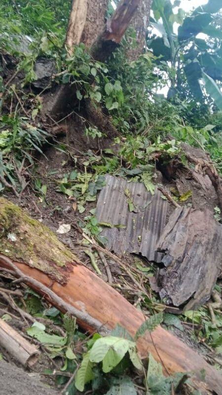 কালিম্পঙে ধসে মাটির বাড়ি চাপা পড়ে মৃত্যু বৃদ্ধের