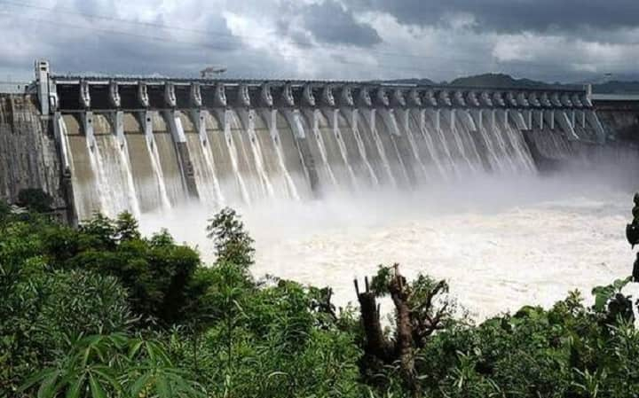 Sardar Sarovar dam new water level 117.38 meter after heavy rain સરદાર સરોવર ડેમની સપાટીમાં સતત વધારો, જળ સપાટી કેટલા મીટરે પહોંચી? જાણો વિગત