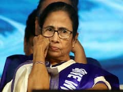 Bhawanipur Assembly By-election 2021:ভবানীপুরে বিজেপির প্রার্থী তালিকায় কাঁকুড়গাছির নিহত দলীয় কর্মীর দাদা, লড়াই করছে না কংগ্রেস