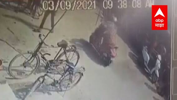 Chandrapur : जादूटोणा करत असल्याच्या संशयातून भावाच्या कुटुंबातील 3 जणांना अमानुष मारहाण : ABP Majha