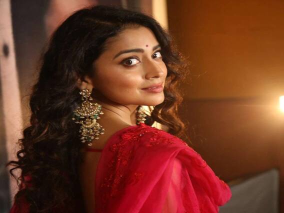 Actress Shriya Saran pics | கேளாமல் கையிலே வந்தாயே காதலே - ஸ்ரேயா சரண் போட்டோ ஆல்பம் Actress Shriya Saran pics | கேளாமல் கையிலே வந்தாயே காதலே - ஸ்ரேயா சரண் போட்டோ ஆல்பம்