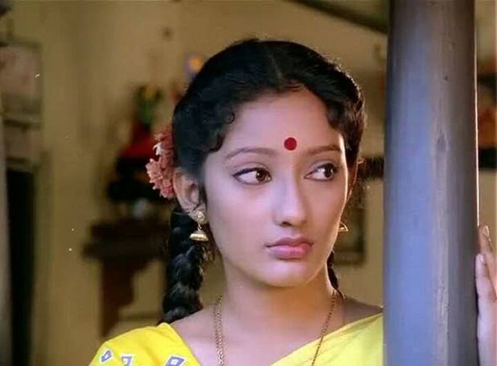 'Karagattakaran' Actress Kanaka's Emotional Video After Missing For Many Years பழசாகிட்டேன்..அப்டேட் ஆகணும்.. கனகாவின் எமோஷ்னல் வீடியோ.. என்ன விஷயம் தெரியுமா?