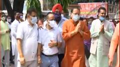 Uttarakhand : CM Dhami सुन रहे हैं जनता की परेशानी | ABP Ganga Hindi