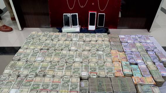 सेलिब्रेटी महिलेचा फोटो वापरुन हनी ट्रॅप; Yavatmal च्या तरुणाचा दिल्लीतील डॉक्टरला 2 कोटींचा गंडा