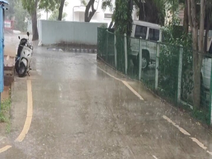 Rain Update | காஞ்சிபுரம், செங்கல்பட்டு மற்றும் சென்னை புறநகர் பகுதிகளில் கனமழை..!