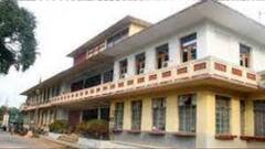 Visva Bharati University: বিশ্বভারতী-জটের মধ্যেই শিক্ষক দিবসে উপাচার্যকে ফুল দিয়ে শ্রদ্ধা ছাত্রছাত্রীদের । Bangla News