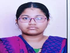 MBBS Student Suicide: కదిరిలో వైద్య విద్యార్థిని ఆత్మహత్య... రెండేళ్లలో డాక్టర్ కావాల్సింది కానీ ఇంతలోనే...