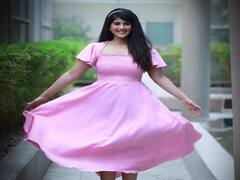 Actress Megha Akash | பூங்காற்றே நீ வீசாதே.. நான்தான் இங்கே விசிறி.. மேகா ஆகாஷ் ஆல்பம்