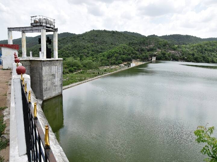 Villagers thrilled as Mordhana dam near Gudiyatham to reach its full capacity . வேலூர் : வேகமாக நிரம்பிவரும் மோர்தானா அணை.. பொதுமக்கள், விவசாயிகள் மகிழ்ச்சி..