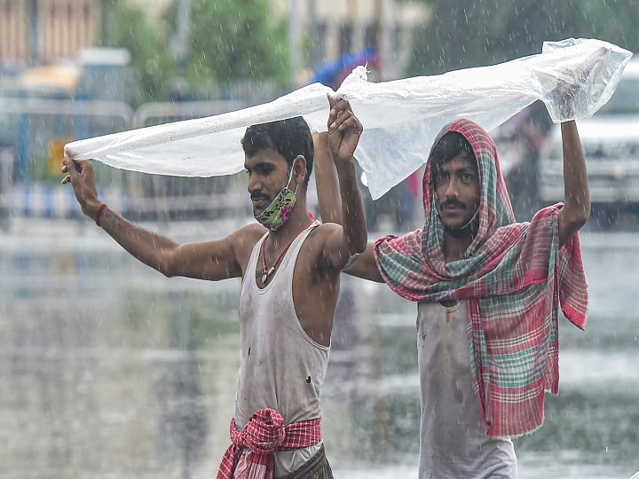 IMD Predicts Heavy Rainfall In Most Parts Of India, Know Today's Weather Forecast RTS IMD Predicts Heavy Rainfall In Most Parts Of India, Know Today's Weather Forecast