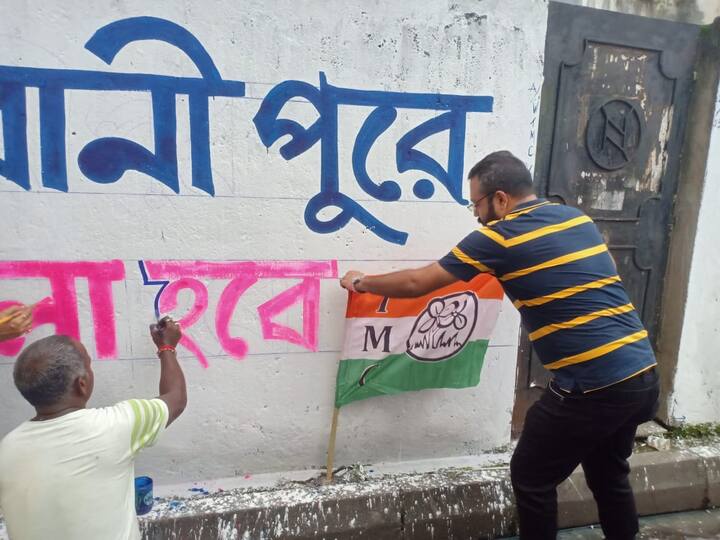 শনিবার নির্বাচন কমিশন জানিয়ে দিয়েছে আগামী ৩০ সেপ্টেম্বর ভবানীপুর বিধানসভা কেন্দ্রে উপনির্বাচন।