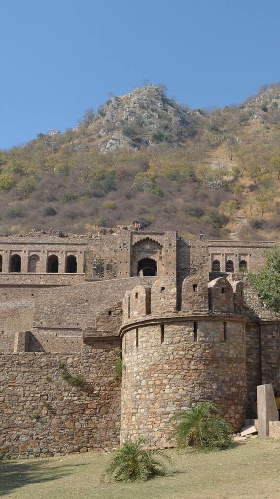 ভারতের অন্যতম ভুতুড়ে স্থান 'ভানগড় দুর্গ'