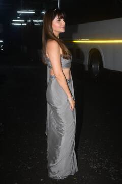 डिजाइनर साड़ी और परफेक्ट हेयरकट में बेहद खूबसूरती लगीं Rubina Dilaik, तस्वीरों से बढ़ी फैंस की Heart Beat