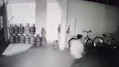 Amroha : BJP नेता के घर पर तीन बदमाशों ने बोला हमला | ABP Ganga Hindi