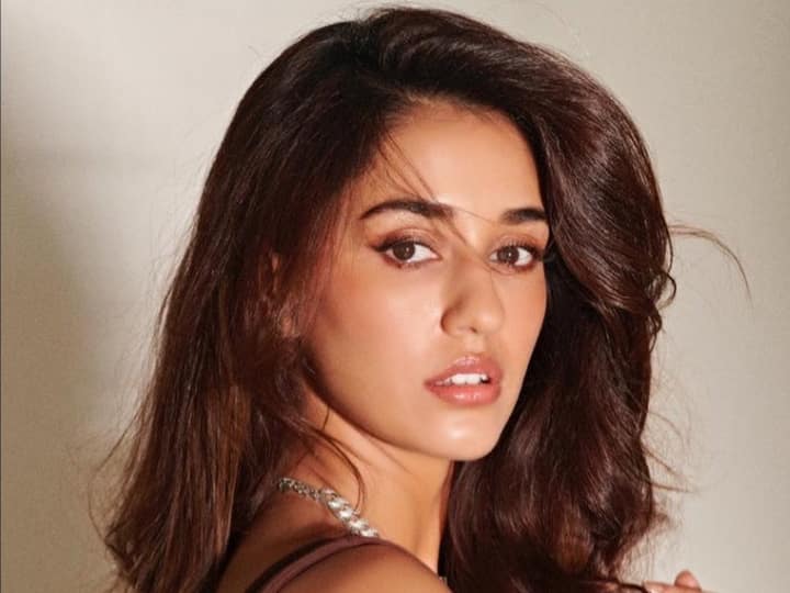 Bollywood's Fresh Zing Of New Pairs Has Just Begun; Which Bollywood Actor Would Look The Best Opposite Disha Patani? Bollywood's Fresh Zing Of New Pairs Has Just Begun; Which Bollywood Actor Would Look The Best Opposite Disha Patani?