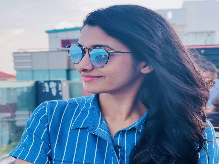 காமாட்சி மீனாட்சி என்ன பேரோ நானறியேன் தென்னாடோ எந்நாடோ எந்த ஊரோ நானறியேன்