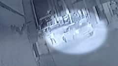 સુરતઃ બે વર્ષની માસૂમ પર ચઢી બેફામ દોડી આવેલ કાર, બાળકીનો આબાદ બચાવ