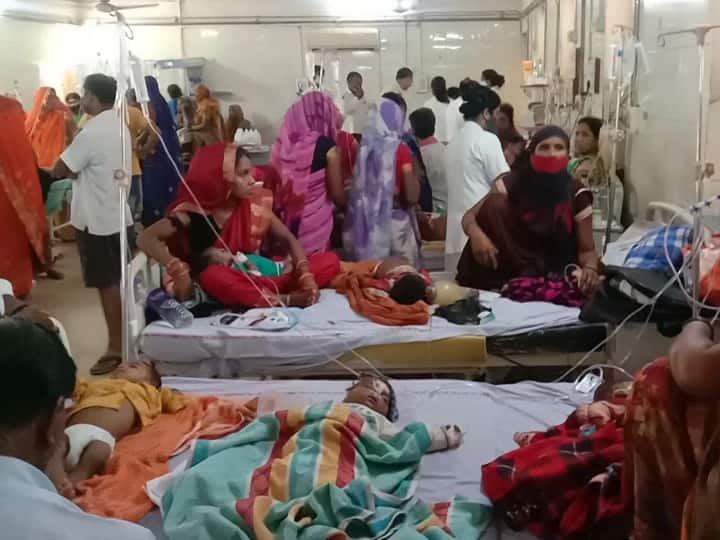 viral fever in basti children being treated on floors due to beds full in hospitals ANN Basti: वायरल बुखार का कहर, अस्पतालों में बेड फुल, फर्श पर हो रहा बीमार बच्चों का इलाज