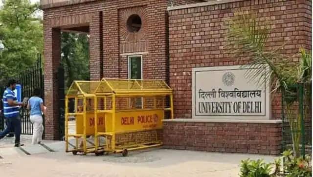 Delhi University to operate classes in a blend of online-offline mode with 50% capacity, know in details Delhi University To Operate Classes In Blend Of Online-Offline Mode With 50% Capacity, Check Details