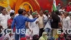 Ghaziabad: मुआवजे की राशि बढ़ाने के लिए GDA के बाहर विरोध प्रदर्शन | Hindi News