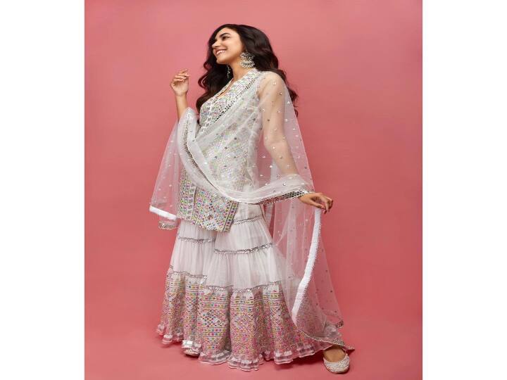 மனம் சொன்ன பேச்சையும் இனி எப்பவுமே கேக்காதே